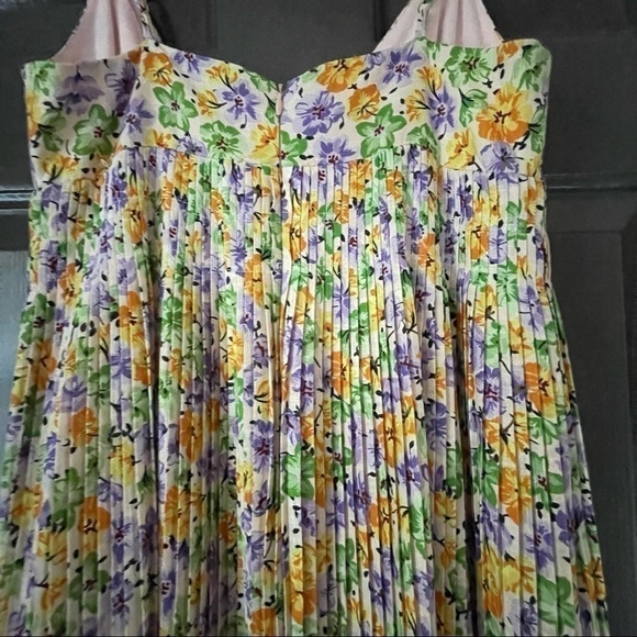 Nwt Nicholas pleated Susan Dress - Picture 9 of 9